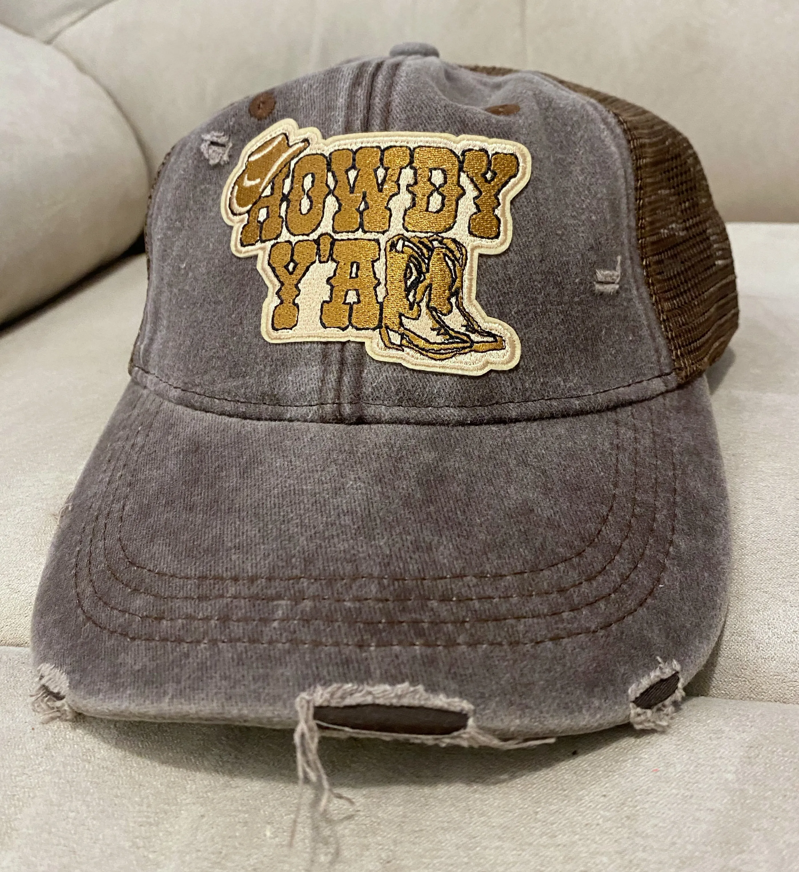 Howdy Ya’ll Distressed Trucker Hat