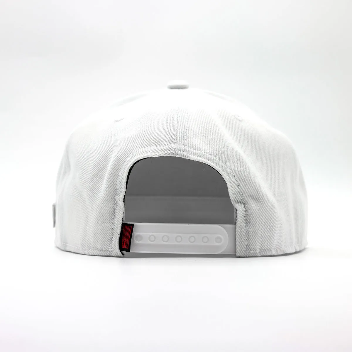 Marathon Block Flag Limited Edition Snapback - White/Red