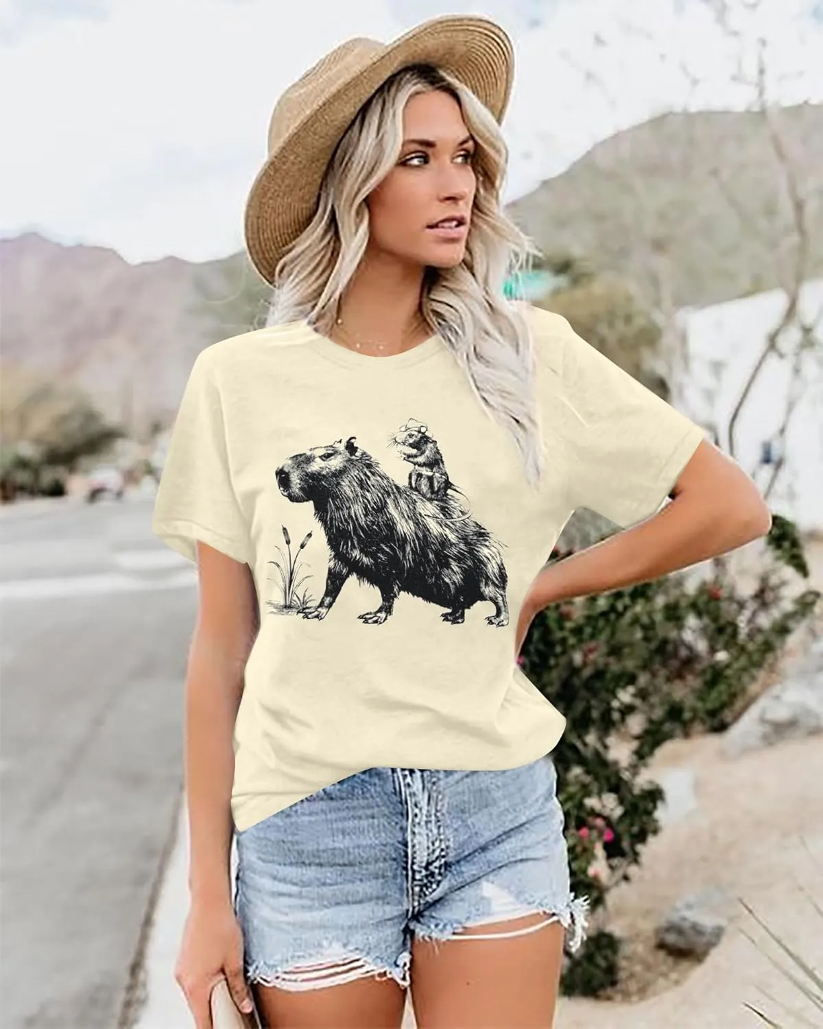 Women's Western Cowboy Shirts Funny Capybara Graphic Tee Casual Short Sleeve Rodeo Outfits Womens Vintage Tops